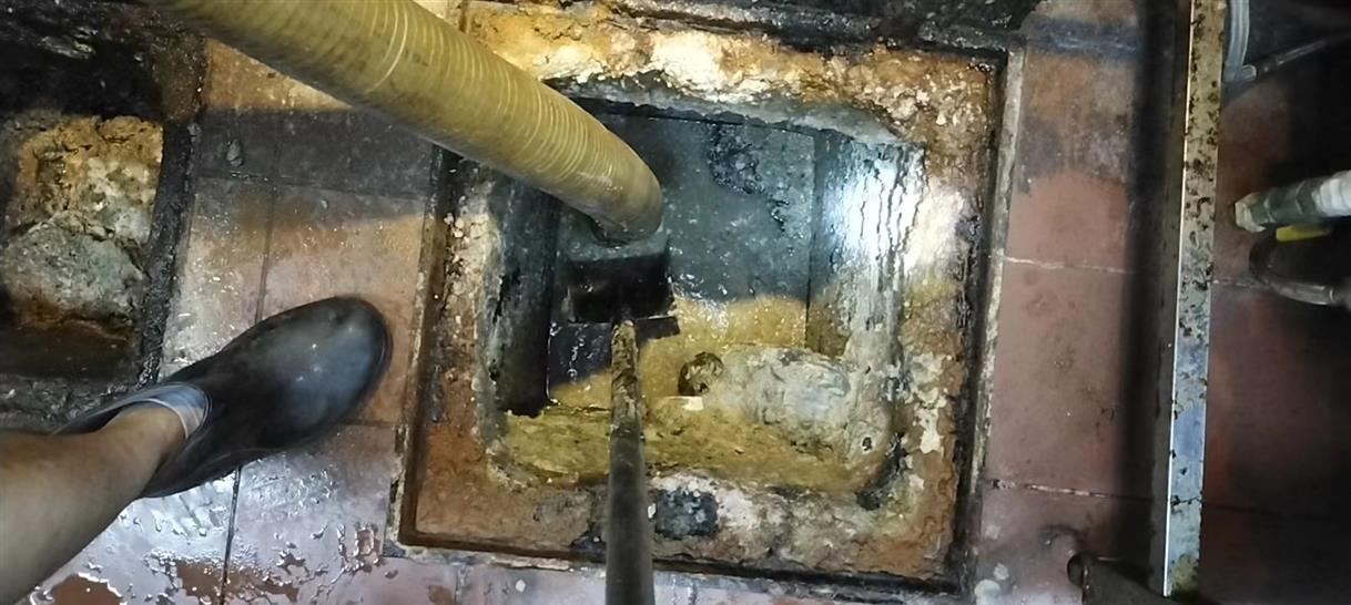 港口污水池清理一般都有毒气，怎么预防中毒呢？